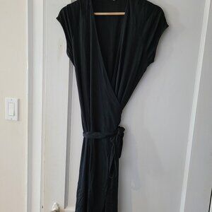 Jacob short sleeved, wrap dress, black, size 13/14